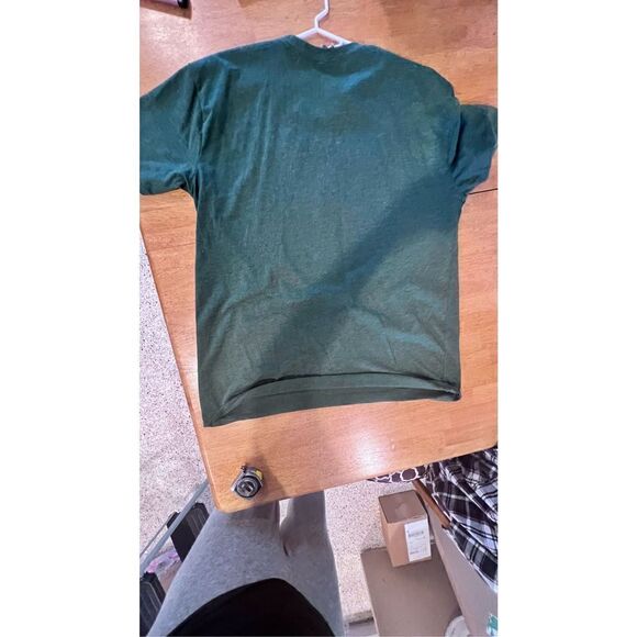 PLATINUM DELTA APPAREL YELLOWSTONE THE DALTON RANCH GREEN T SHIRT MENS SZ XL - Picture 10 of 10
